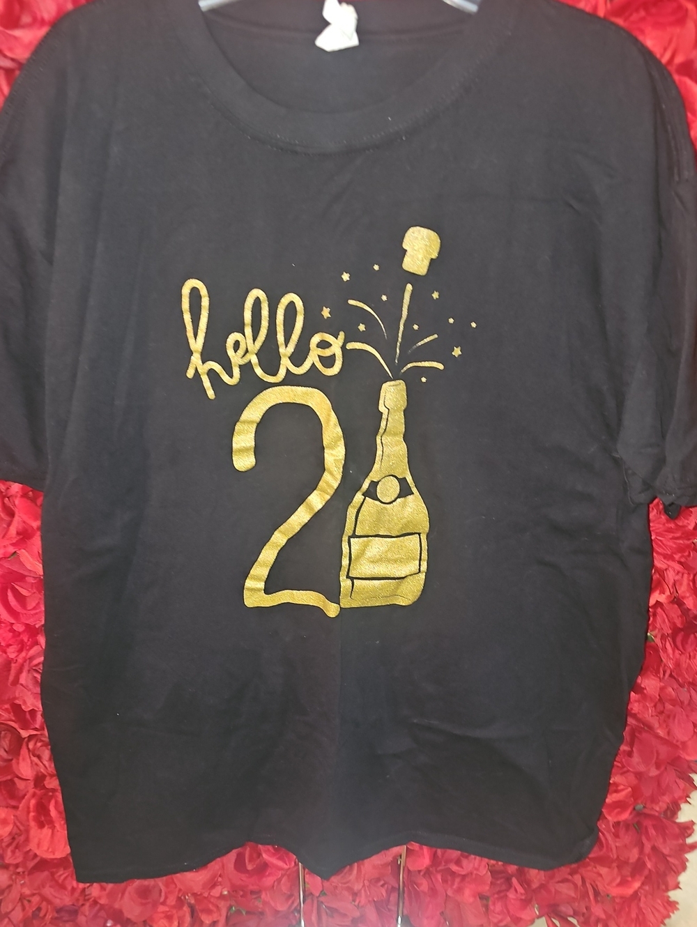 Gildan Black T-Shirt with Gold 'Hello 21' Champagne Graphic Size XL